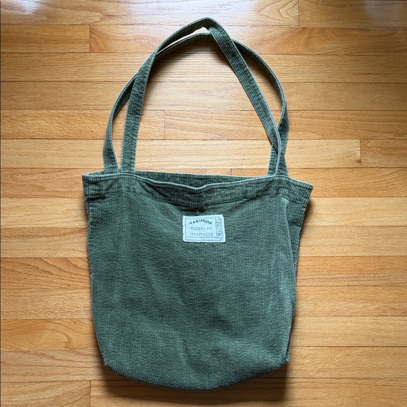 Handbags - tote bag
